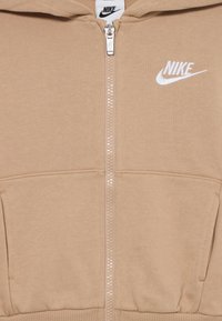 Nike Sportswear CLUB UNISEX SET - Träningsset - hemp