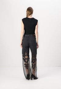 Pinko NASSER PANTALONE STORM  - Široke nogavice - black