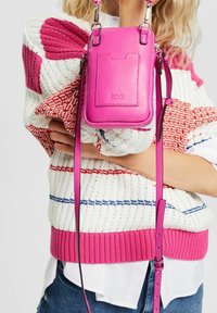 edc by Esprit Taška s příčným popruhem - mottled pink