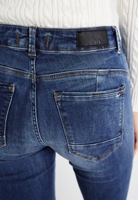 LTB NOVI - Trapezaste traperice - blue denim