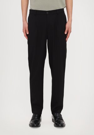 TAPERED PLEATED TROUSERS - Trousers - black