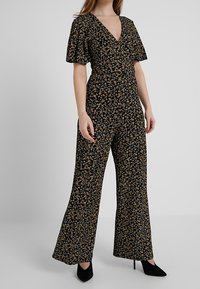 Miss Selfridge Petite Overall / Jumpsuit - black