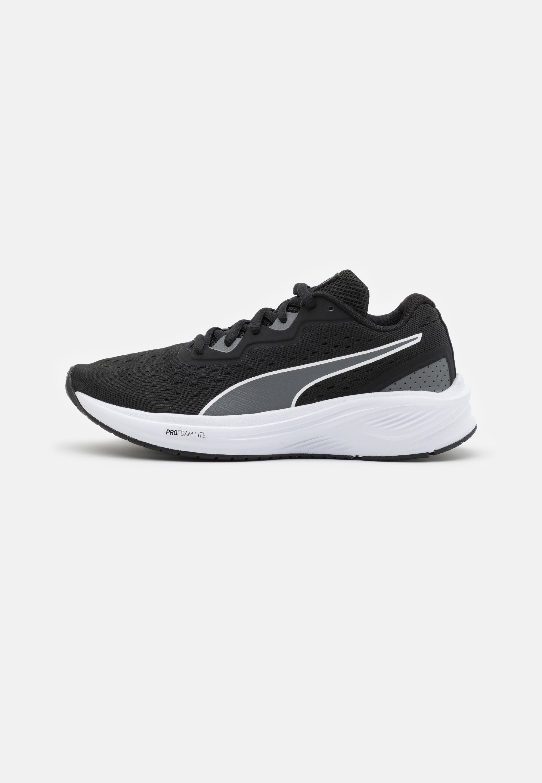 chaussure de running puma
