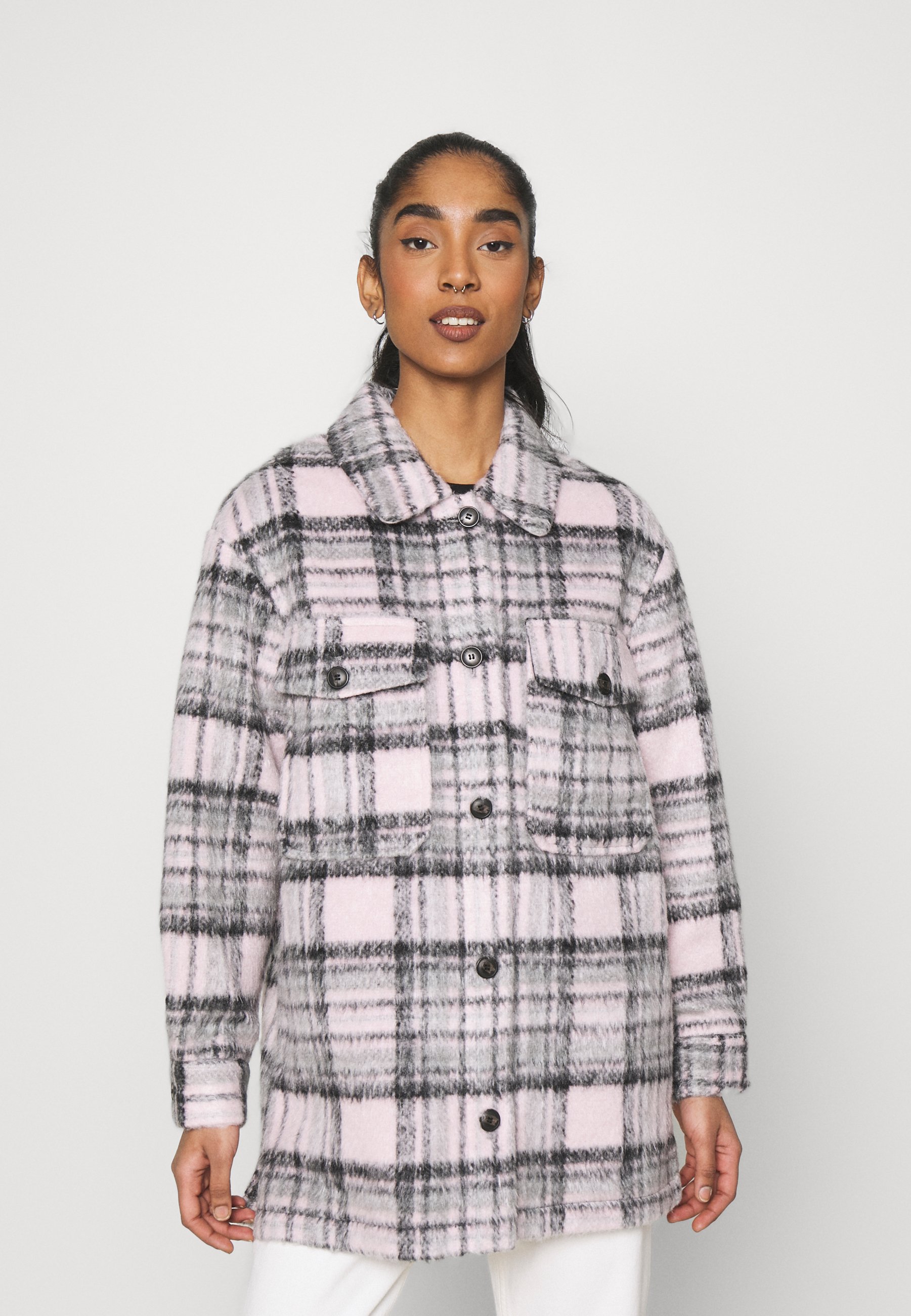 ONLY ONLROSIE CHECK SHACKET - Short 