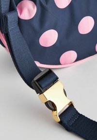 Cath Kidston ROUND MINI - REGULAR FIT - Keresztpántos táska - navy blue spot