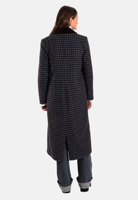 THE-ARE Manteau classique - multicolor
