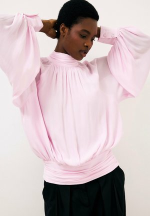 NA-KD, BALLOON SLEEVE OPEN BACK BLOUSE - Camicetta - light pink