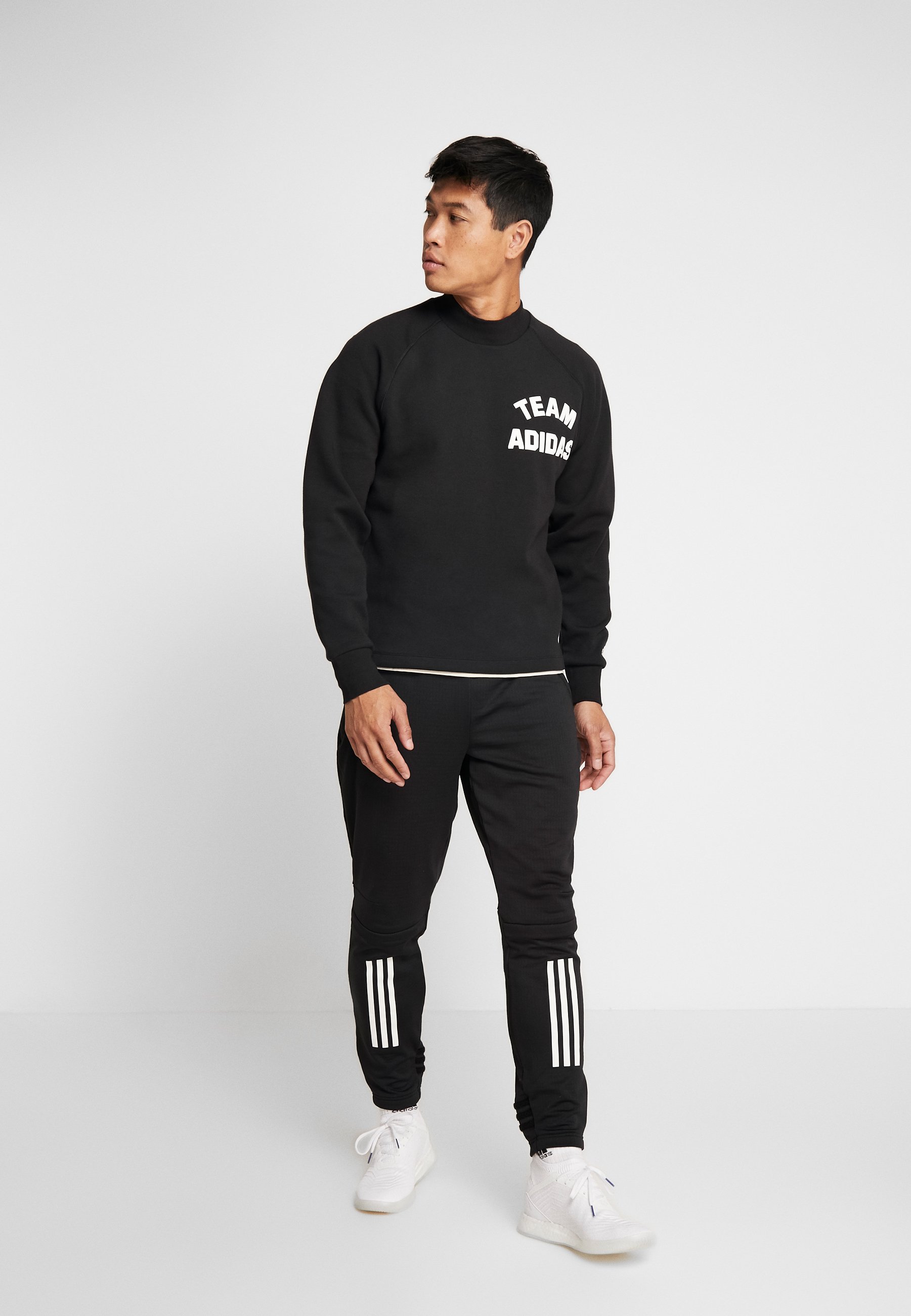 adidas Performance VRCT CREW Sweatshirt black Zalando.at adidas Performance Sweatshirt »E 3 STRIPES CREW FT« auf