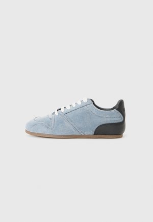 MOSCHINO Trainers - azzurro/nero