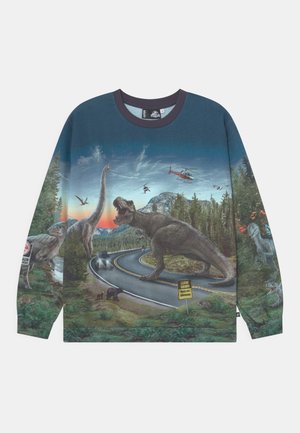 Sudadera gráfica de manga larga con una escena de dinosaurios, estampado multicolor sobre fondo azul, cuello redondo y corte holgado.