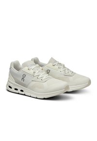 On CLOUDRIFT - Sneaker low - white   frost