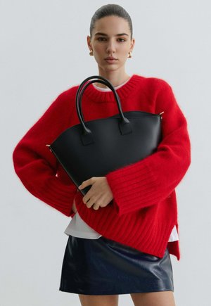 ESTRO, Handbag - black