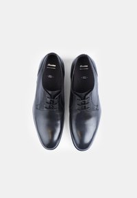 Bata Cipele s vezicama - nero