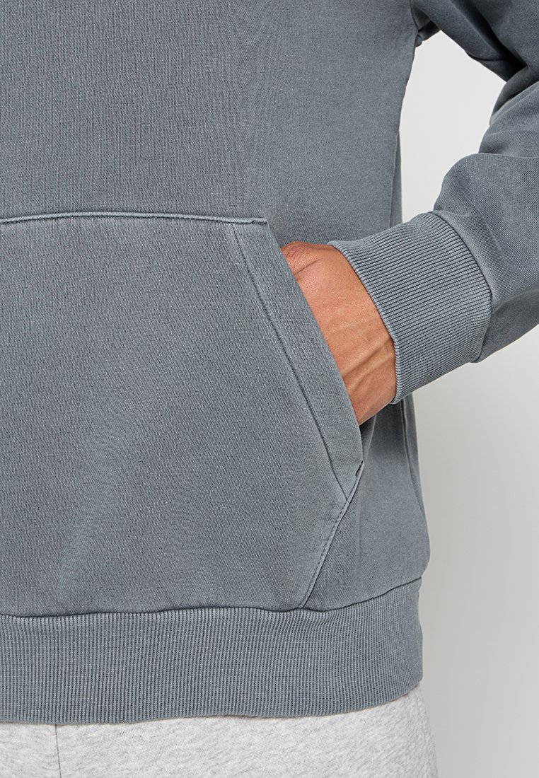 Kapuzenpullover
