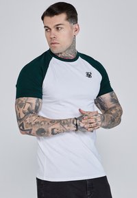 RAGLAN - Nyomott mintás póló - white green