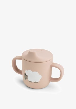 Pahar de plastic roz pentru băut, cu două mânere, capac fix cu un orificiu și design cu oaie pe corp. Textură netedă, formă rotunjită.