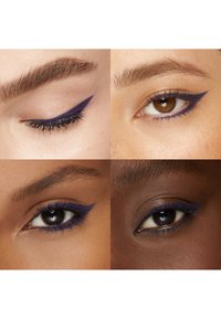 Quatre gros plans d'yeux avec un eye-liner violet intense. L'eye-liner est net et précis sur différentes teintes de peau, accompagné de cils naturels.