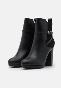 Buffalo MARIELA - Ankelboots med høye hæler - black