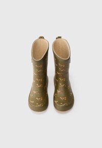 Stivali da pioggia in gomma verde con finitura liscia, caratterizzati da un motivo ripetuto di tigri in arancione, nero e bianco. Design corto con suola texturizzata.