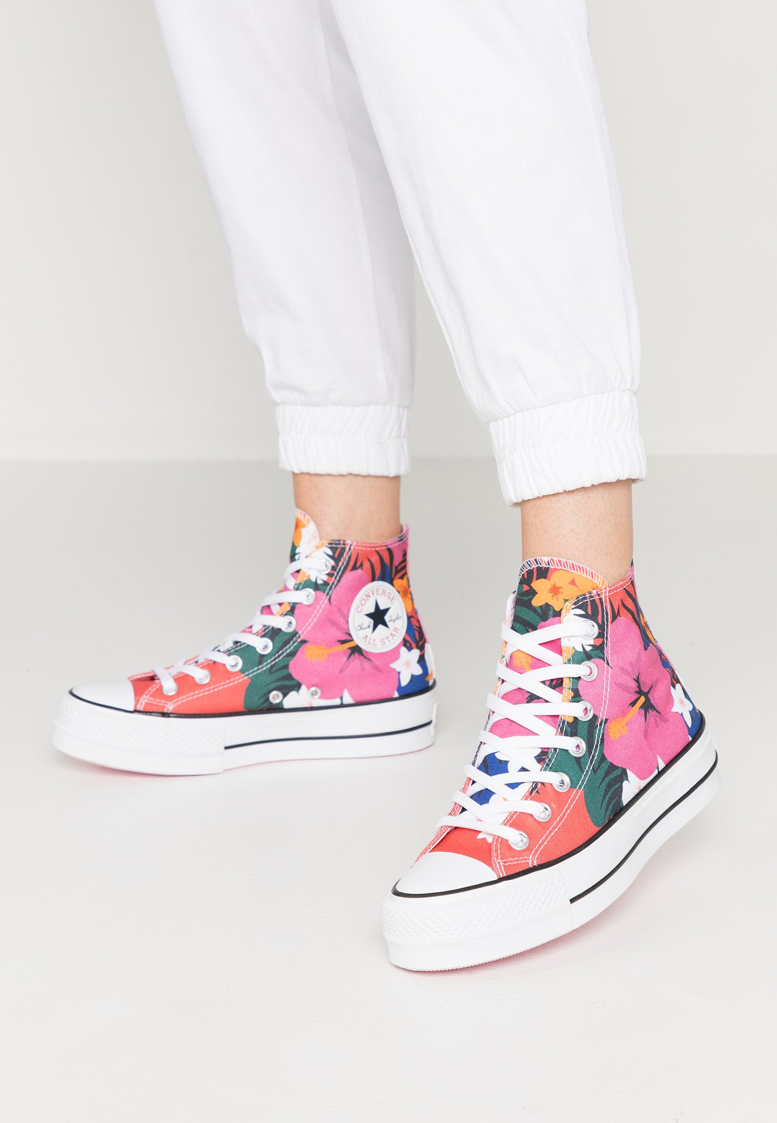 converse strawberry jam