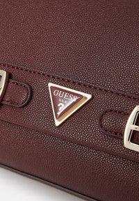 Guess XBODY  - Borsa a tracolla - burgundy