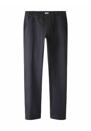 Heren slim-fit zwarte broeken met riemlussen, voorknoop, ritsluiting en zijzakken tegen een witte achtergrond.