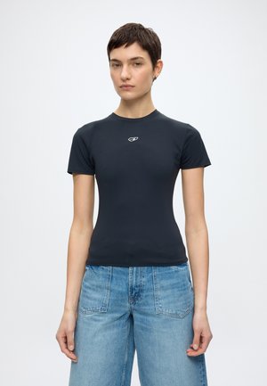 ARKK Copenhagen CORE BABY TEE  - Basic póló - black