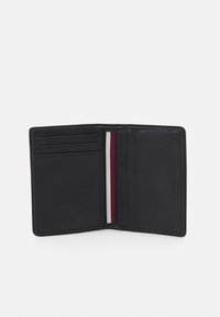 Tommy Hilfiger CASUAL BIFOLD - Maks - black