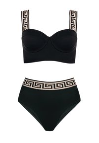 Czarny zestaw bikini z biustonoszem w stylu balkonetki z formowanymi miseczkami i grubym pasem. Elastyczne czarne majtki z ozdobnym złotym paskiem w greckie klucze.
