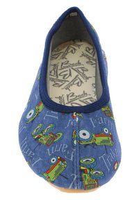 Blauwe stoffen instapschoen met tractorpatroon, ronde neus en zachte, textuurachtige voering. Voorzien van een elastische opening voor gemakkelijk aan- en uittrekken.
