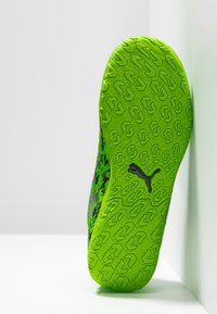 Puma Botines de fútbol sala - green