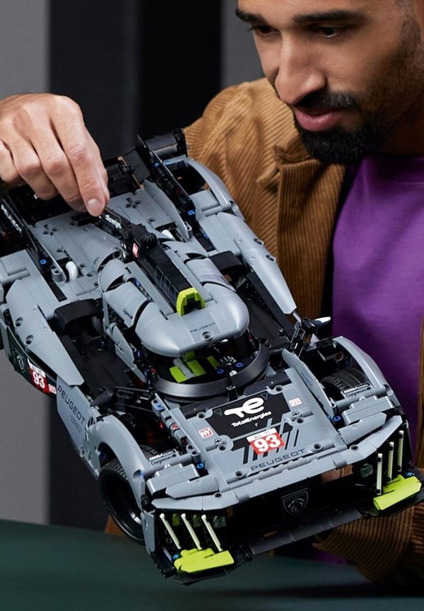 TECHNIC 42156 PEUGEOT 9X8 24H LE MANS HYBRID HYPERCAR AUTO - Baukästen & Konstruktionsspielzeug
