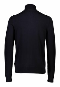 Dunkelblauer Pullover mit hohem Kragen und langen Ärmeln. Mit gerippten Bündchen und Saum, glatter Textur und taillierter Passform.