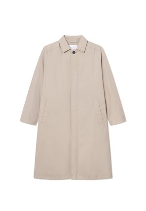 Beige raincoat made of lightweight material, featuring a collared neck, button closure, and two side pockets, with long sleeves and a straight cut.