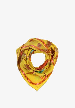 Žuta marama s cvjetnim uzorkom u narančastim, ružičastim i zelenim tonovima, izrađena od laganog materijala s glatkom teksturom.