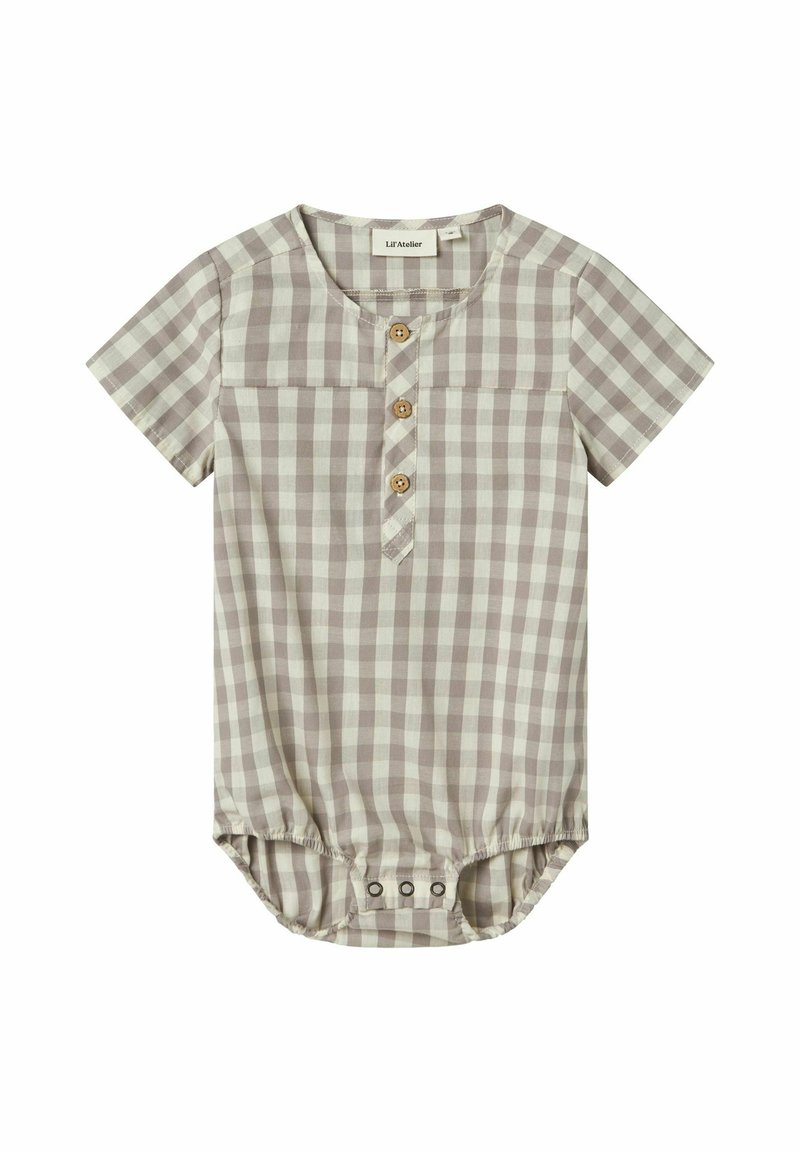 Baby one-piece med gingham-mønster i myk beige og hvit, korte ermer, med notched krage og fire treknapper foran. Trykknappstenging i bunnen.