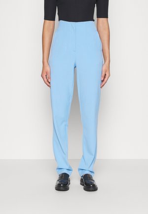 Vero Moda Tall VMKIRALOA TAPERED SOLID PANT  - Παντελόνι - little boy blue