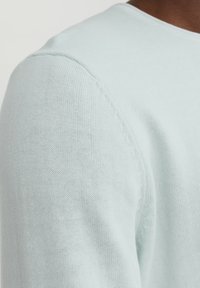 Jack & Jones JJELEO CREW NECK - Džemperis - soothing sea