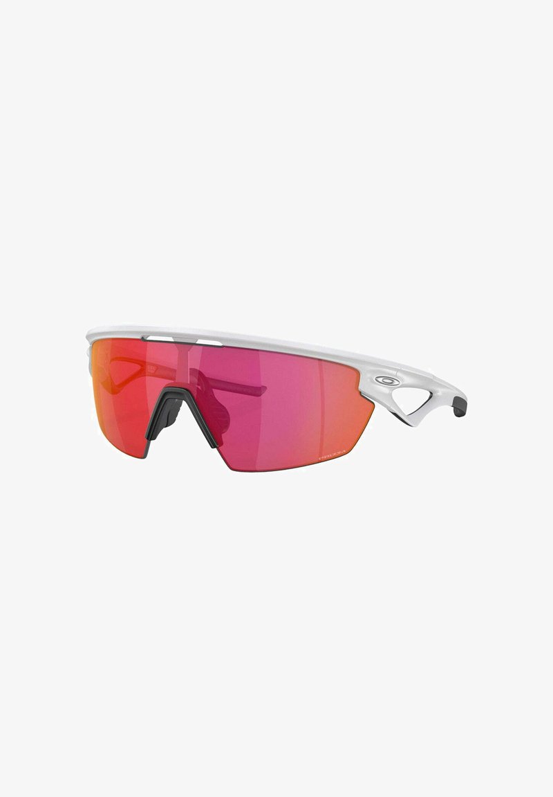 Gafas de sol deportivas con un marco blanco, grandes lentes de tinte rosa y un puente nasal negro. Diseño elegante, ligero y forma aerodinámica.