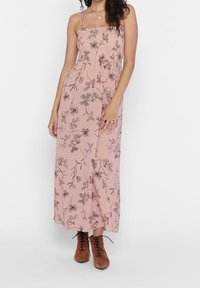 ONLY Robe longue - light pink