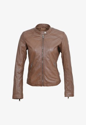 Veste en cuir marron avec une coupe ajustée, fermeture éclair, col montant et poches latérales. Texture lisse avec un léger éclat.