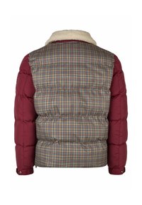 Pufferjack met kastanjebruine geborduurde mouwen, geruite rug in blauw, beige en rood, en een crèmekleurige schapenvachtkraag, getoond vanuit de achterkant.