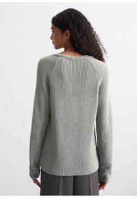 Marc O'Polo LONGSLEEVE V NECK - Πουλόβερ - soft stone melange