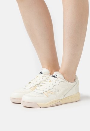 Diadora WINNER - Sneakers laag - papyrus white