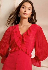 Love & Roses REGULAR FIT - RUFFLE MIDI - Vestito casual - red