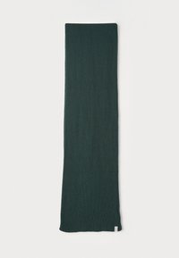 Ribbed dark green scarf, rectangular shape, lightweight texture, finished edges, with a small white label at one end.