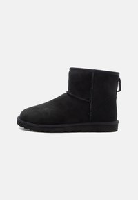 CLASSIC MINI UNISEX - Vinterstövlar - black