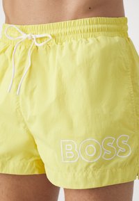 BOSS MOONEYE - Plaukimo šortai - bright yellow