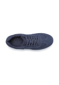 Navy blue suede sneaker with round toe, textured side panels, and lace-up design. Features a padded collar and smooth interior lining.