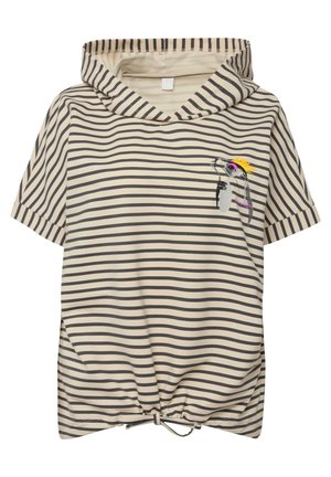 Haut à capuche rayé beige et gris foncé avec des manches courtes, comportant une poche kangourou et un motif de pingouin avec des accents colorés. Corde de serrage au bas.